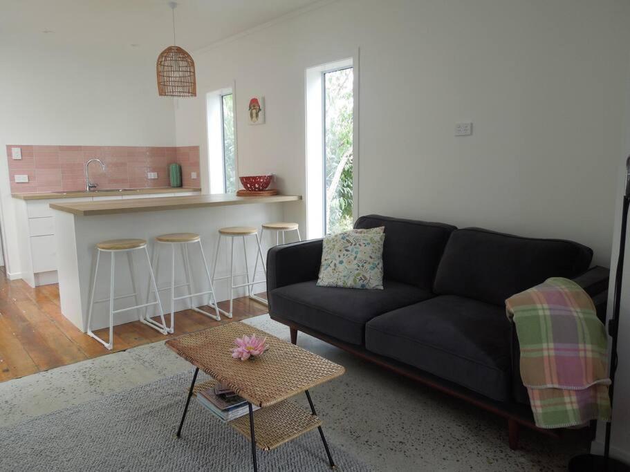 Raglan, Walk To Harbour And Town, Garden Views Apartment Exterior photo